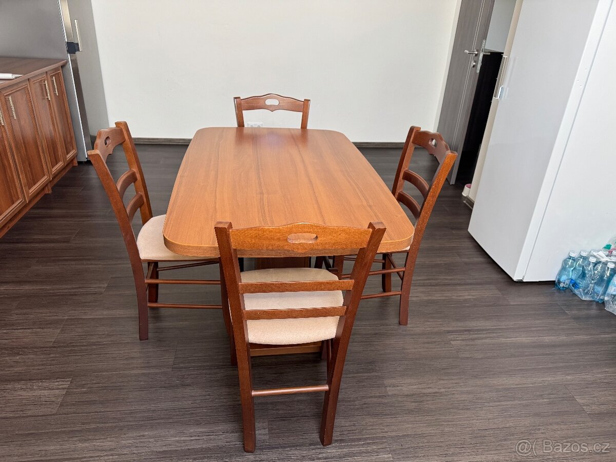 Jídelní set + 4x židle