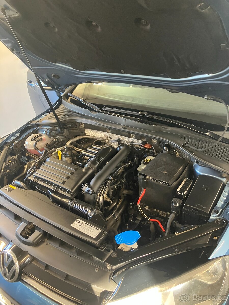 Volkswagen Golf VII 1.2 TSI 77 kW