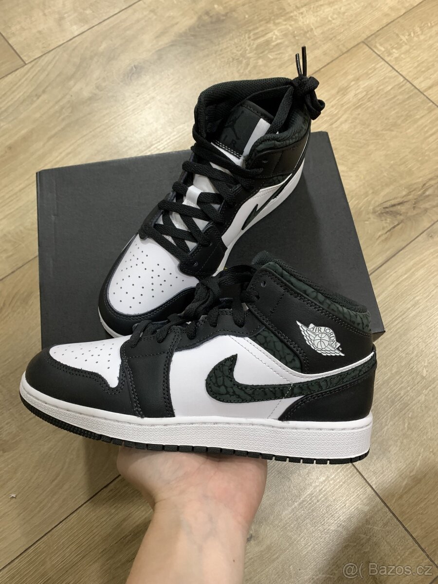 Prodám Air Jordan 1 Mid Elephant Black