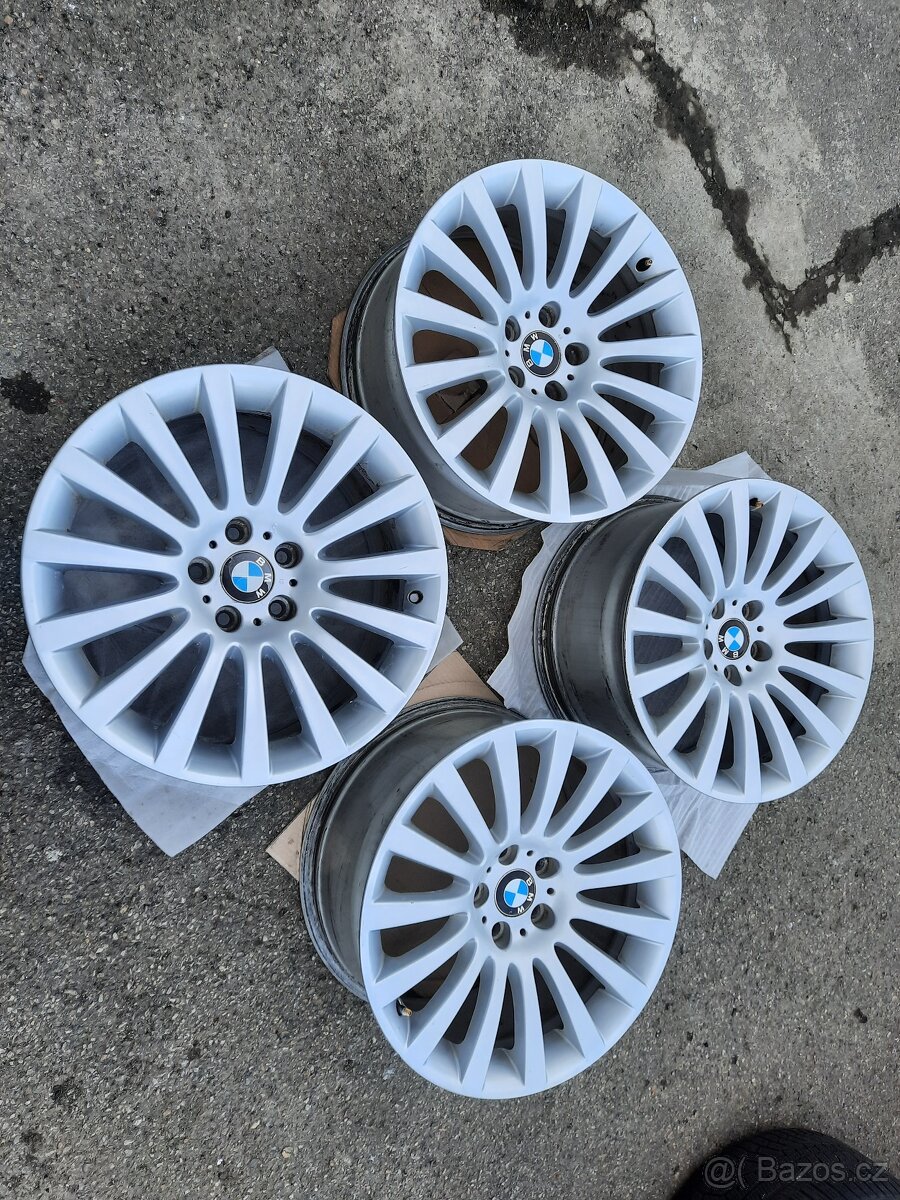 MW Original sada 7er F01 style 235 19"