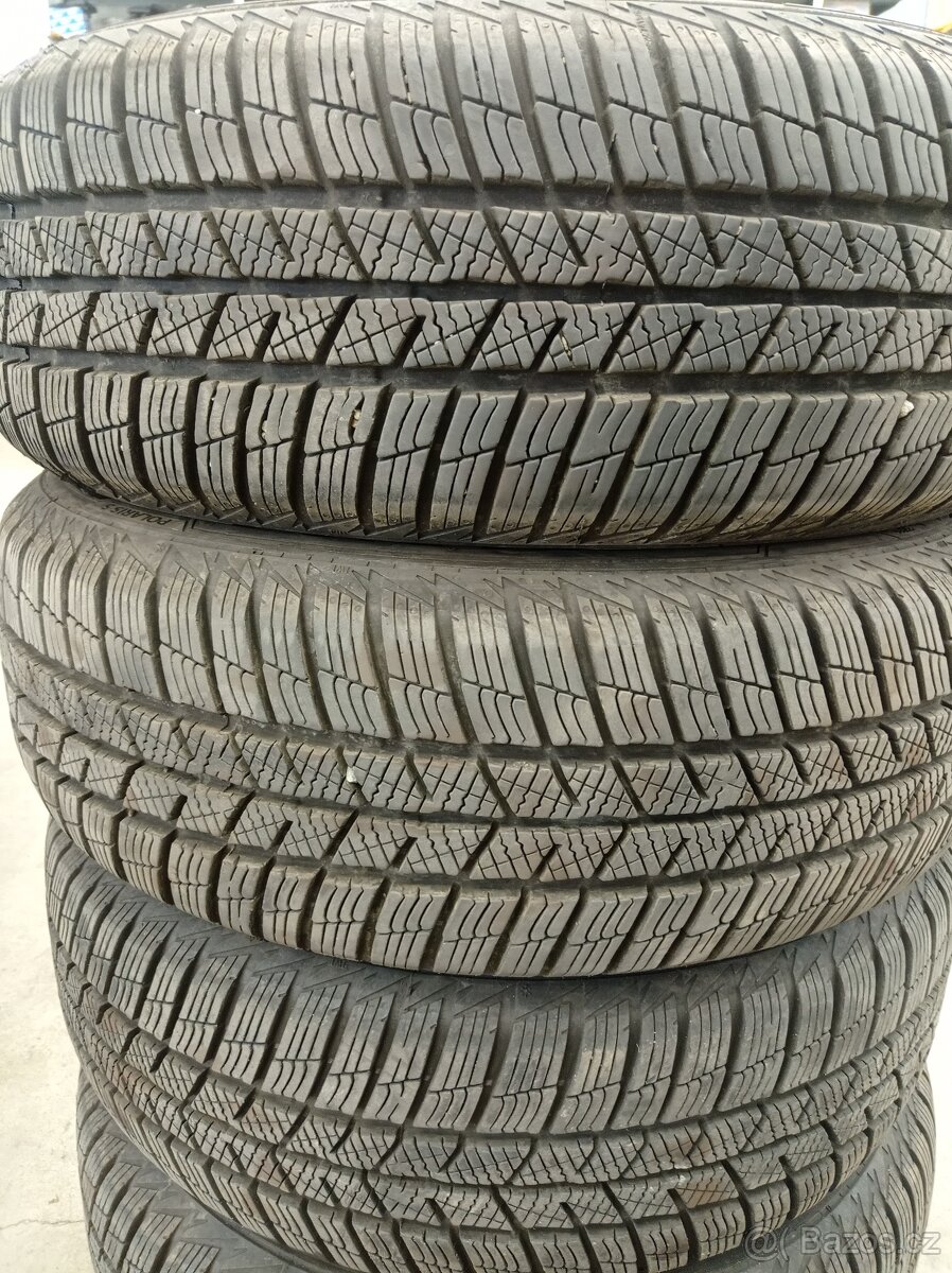 195/65 r15 91T zimní vzorek 7-7,5mm. Barum Polaris 5.