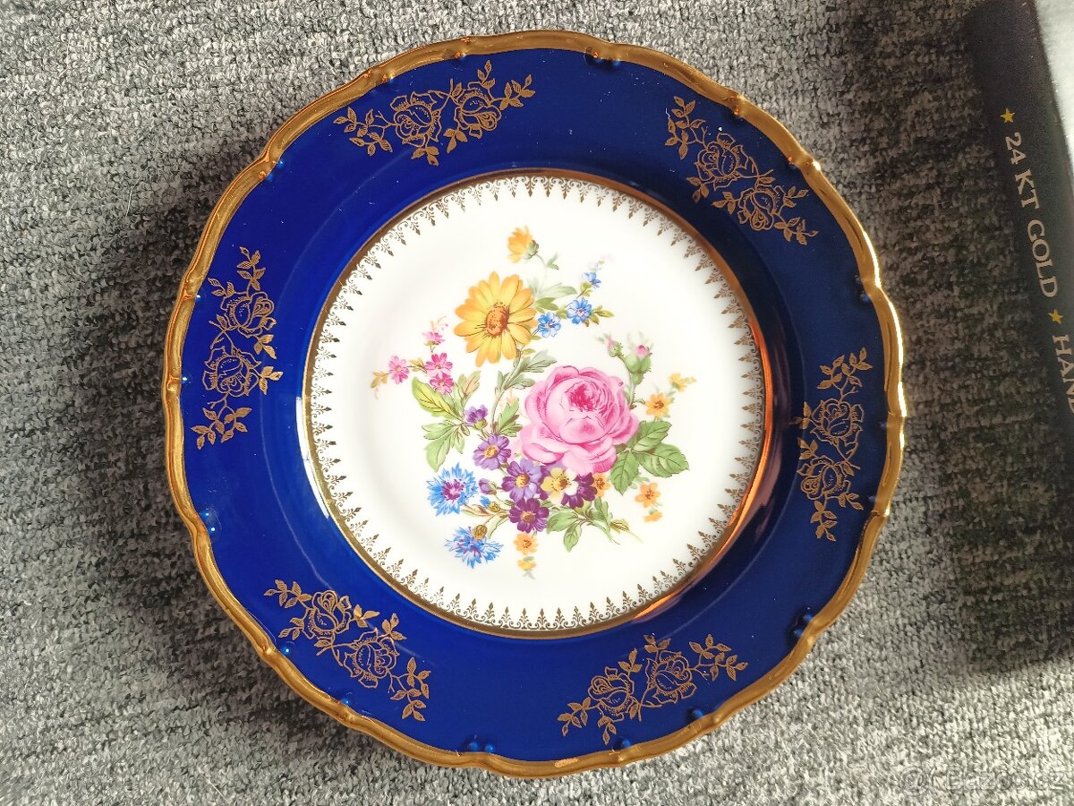 Velmi starý porcelánový okrasný talíř MZ