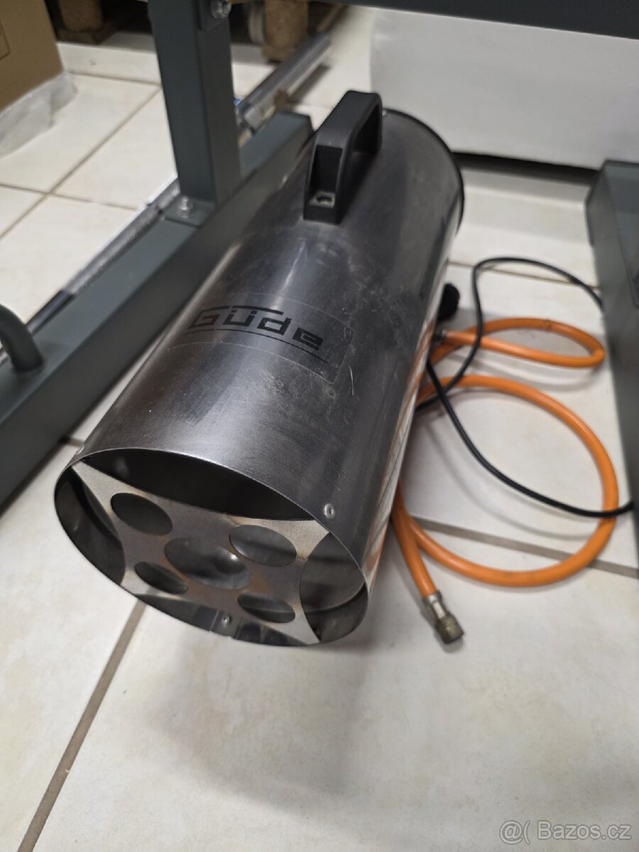 Plynové topidlo / Horkovzdušná turbína Güde