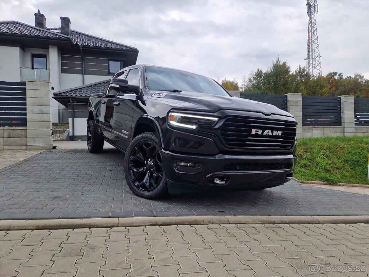 RAM 1500 LIMITED 2020 NEBOURANÝ