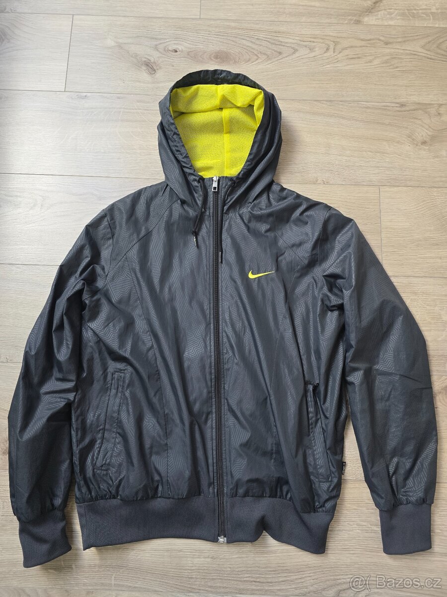 Letní bunda Nike s kapucí vel.M