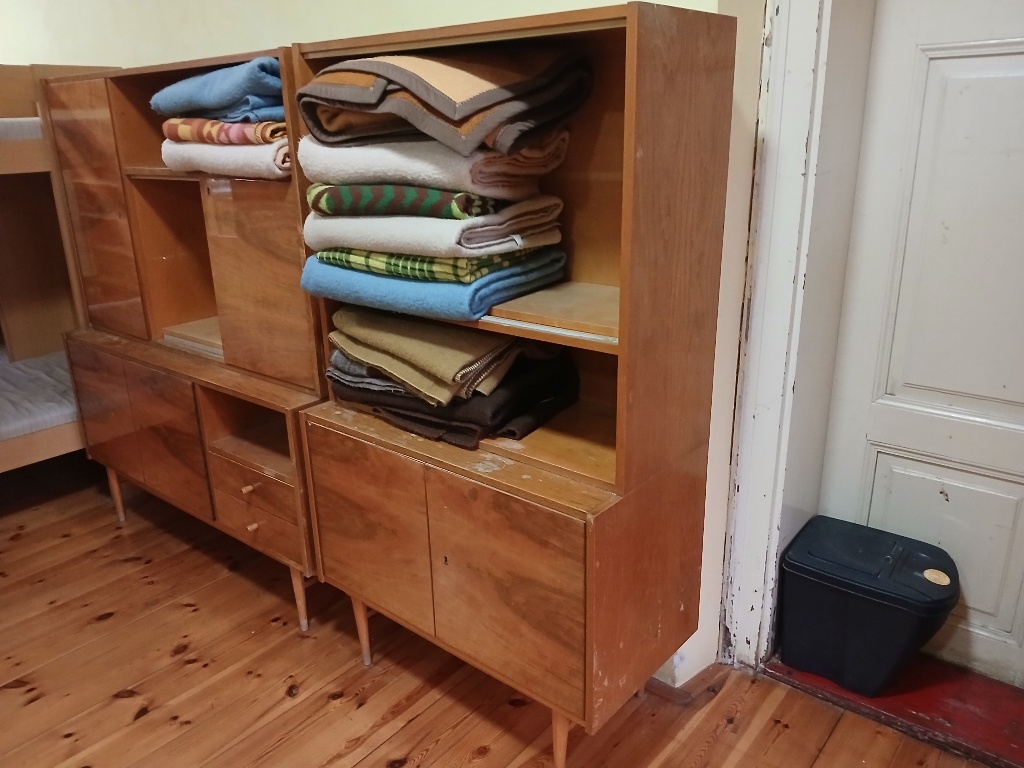 leštěný nábytek - 60 léta za odvoz