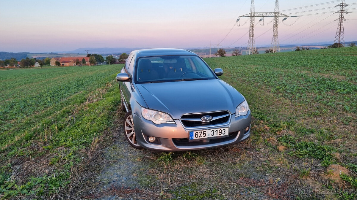 Subaru Legacy Combi 2.0R LPG + Benzin