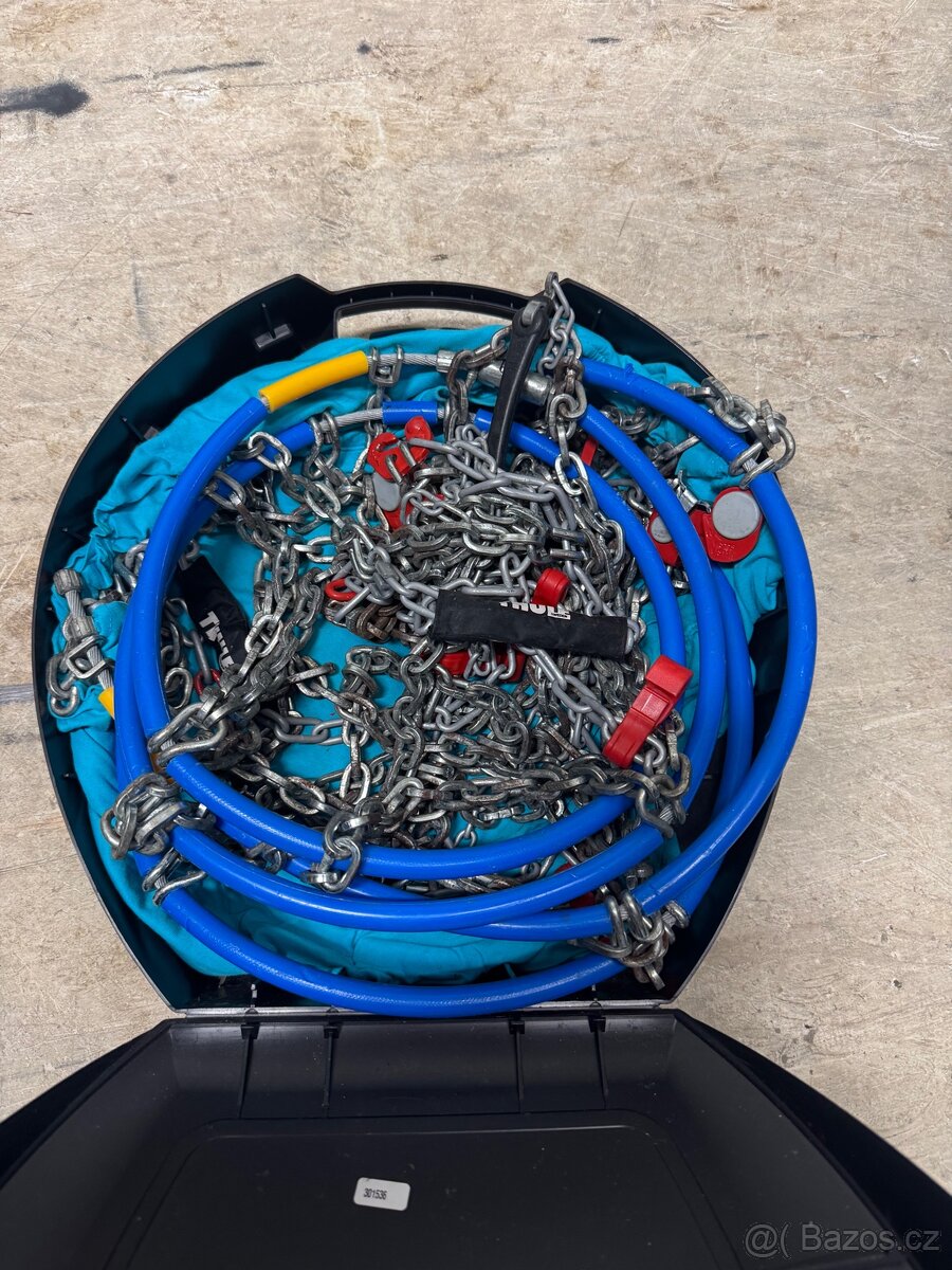 Sněhové řetězy THULE na auto