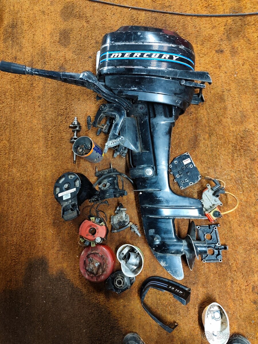 Lodní motor Mercury 7,5HP.