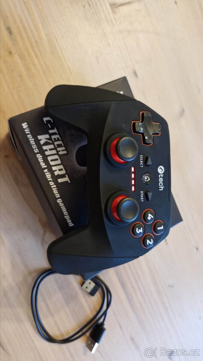 Herní ovladač C-Tech GP-12