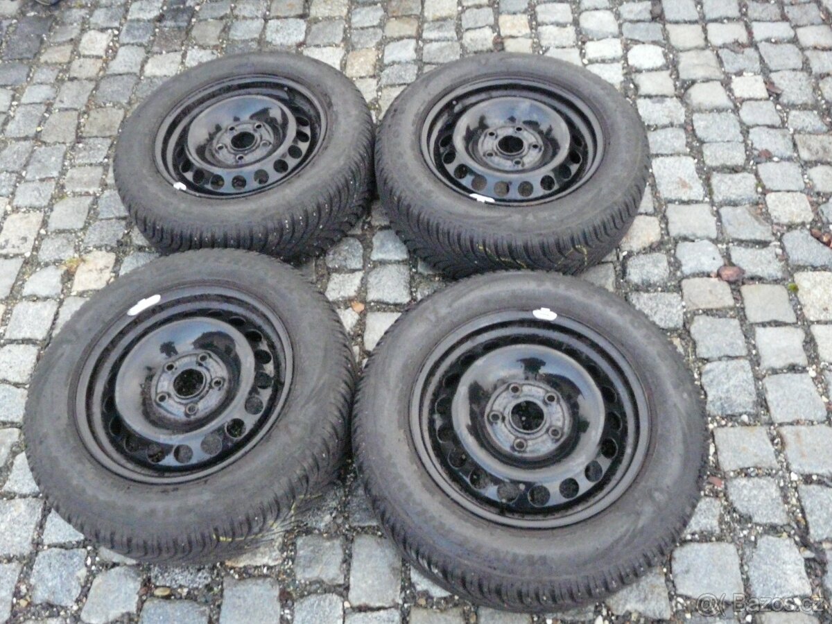 ZIMNÍ PNEU + DISKY ŠKODA 15"VW ,SEAT 195/65R15R