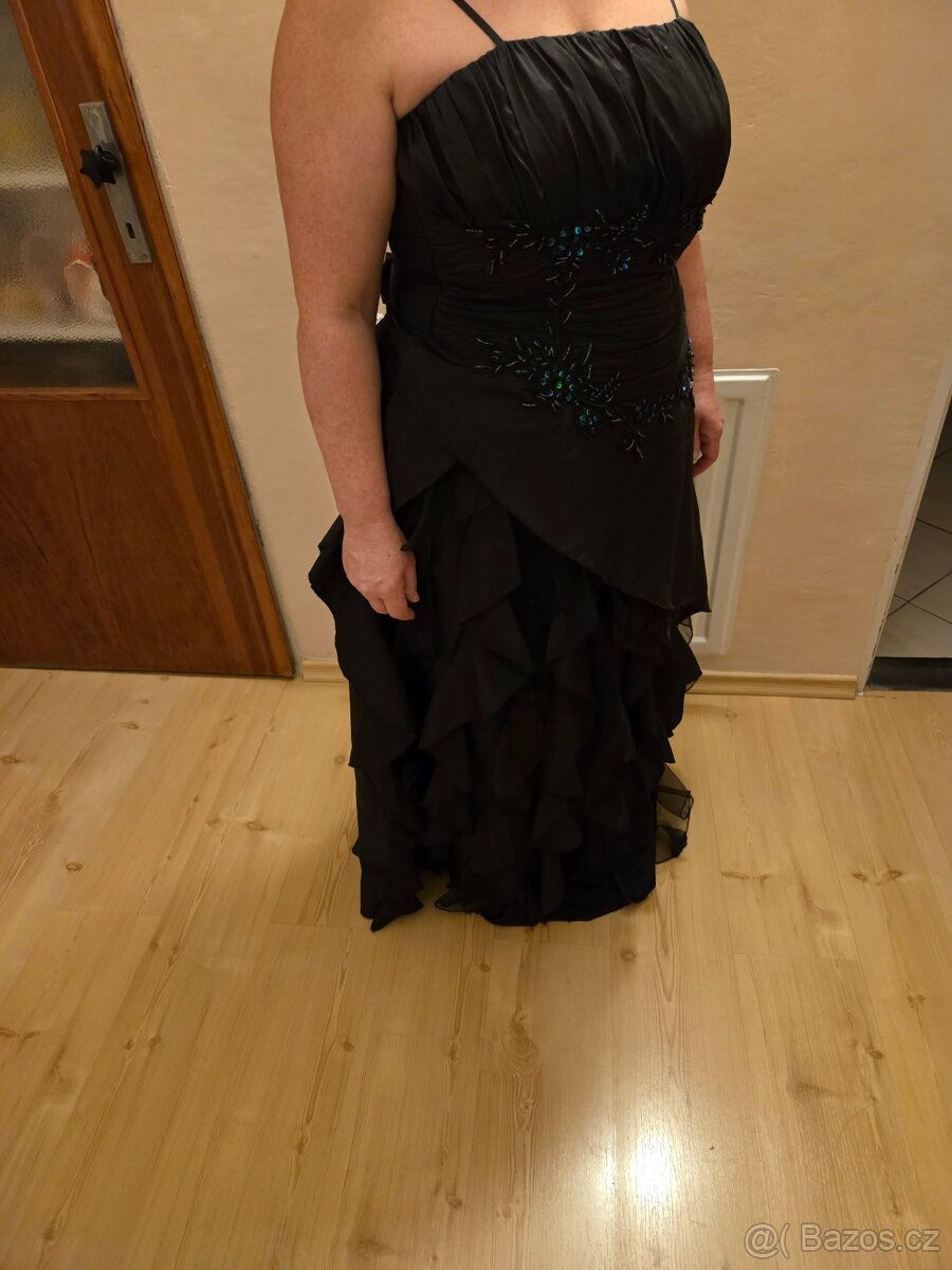 Plesové šaty na výšku postavy 160 cm