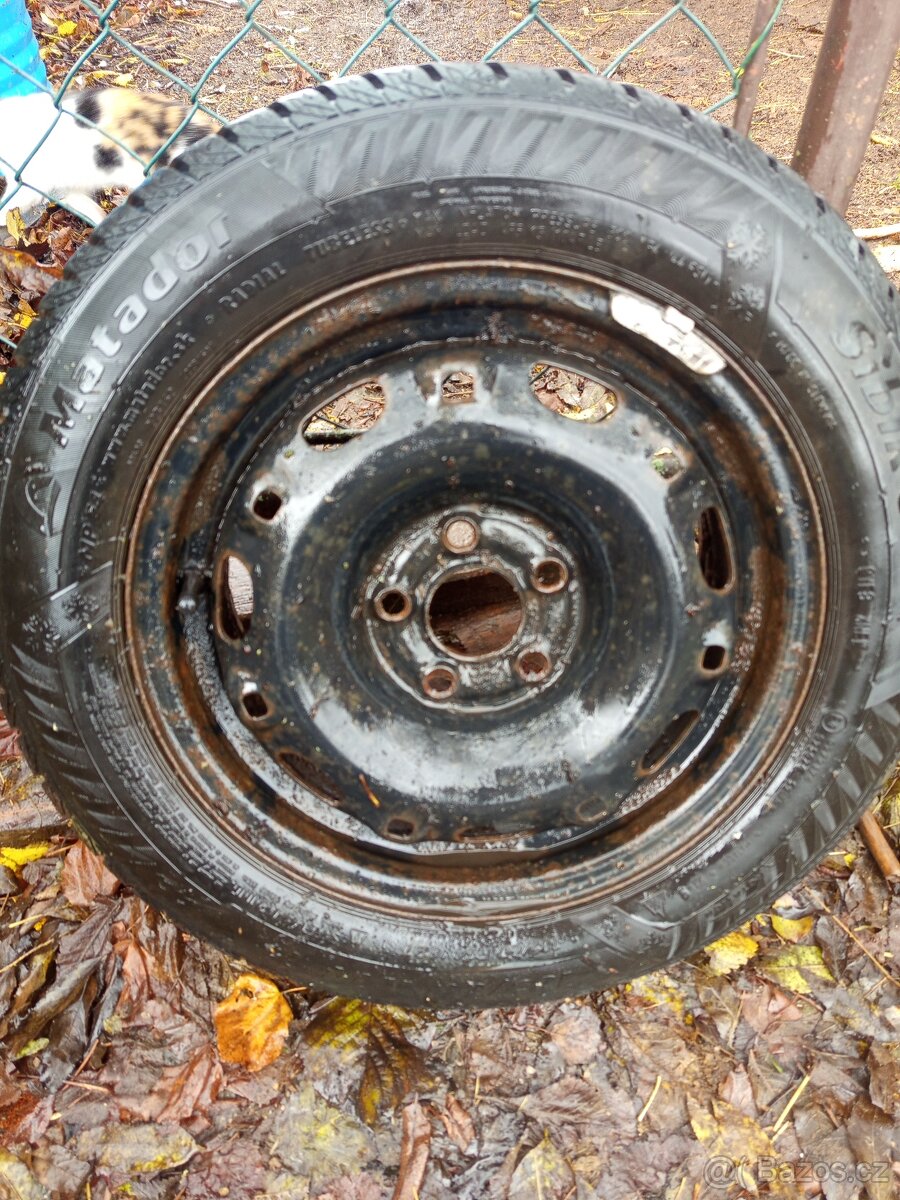 Zimní kola 185-60-14 na diskacch 6" 5x100