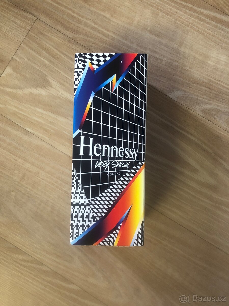 Hennessy Felipe Pantone 0,7l 40% GB L.E.