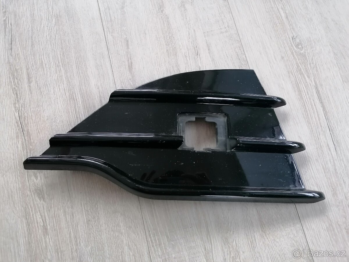 Pravá mřížka Ford Kuga Mk2