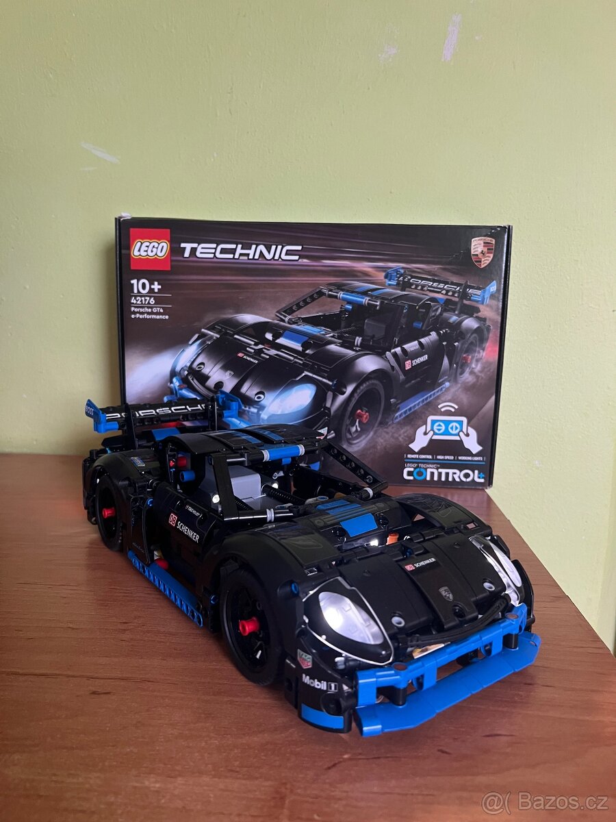 LEGO® Technic 42176 - Porsche GT4 e-Performance