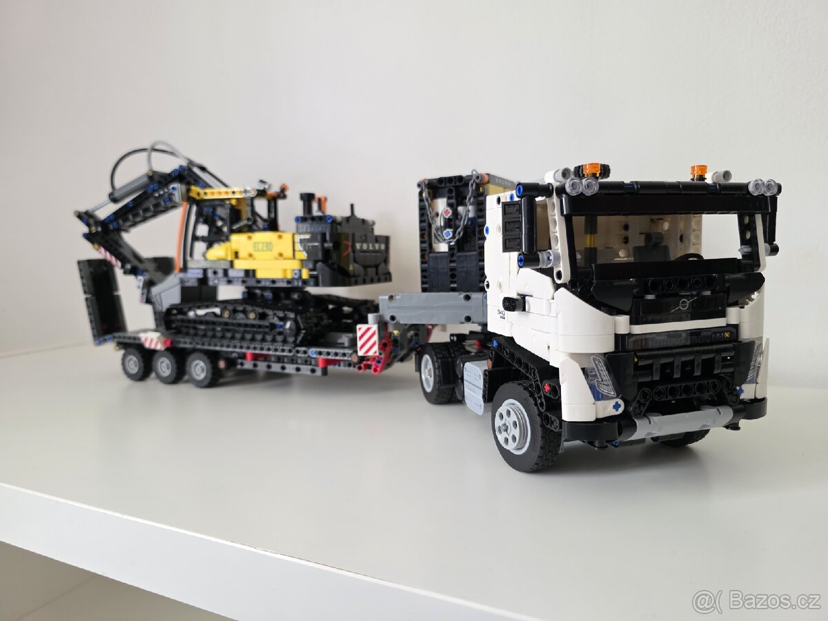 LEGO Technic 42175 Nákladní auto Volvo FMX a elektrický bag
