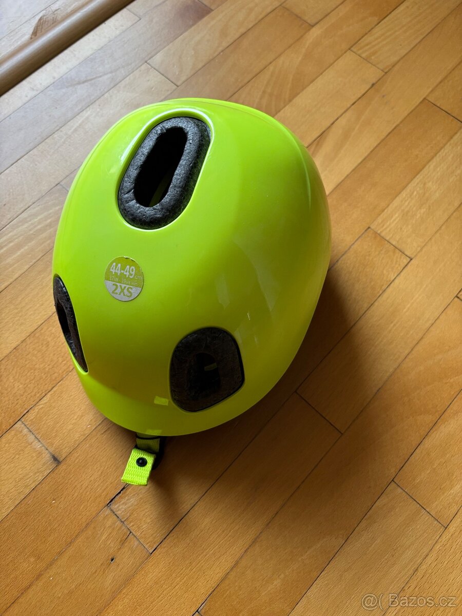 BTWIN Dětská cyklistická helma