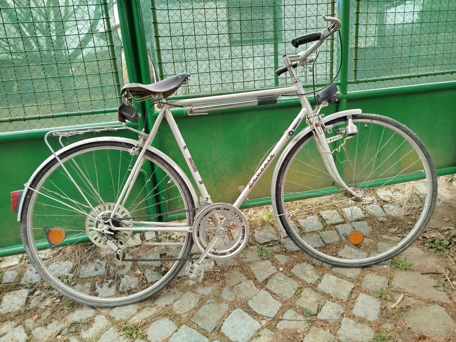 Kolo Favorit