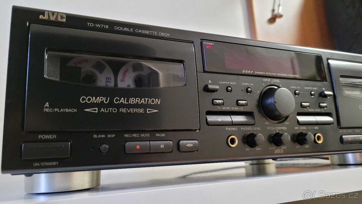 JVC TD-W718 dvojity tape deck