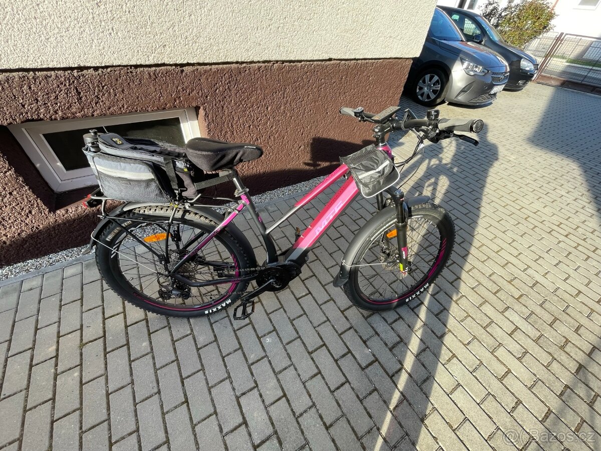 Horské elektrokolo SUV 8.4 W (19)