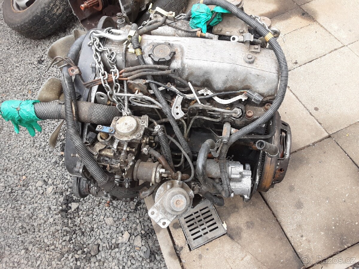 Díly motorů mitsubishi 2,5 TD 73 kW