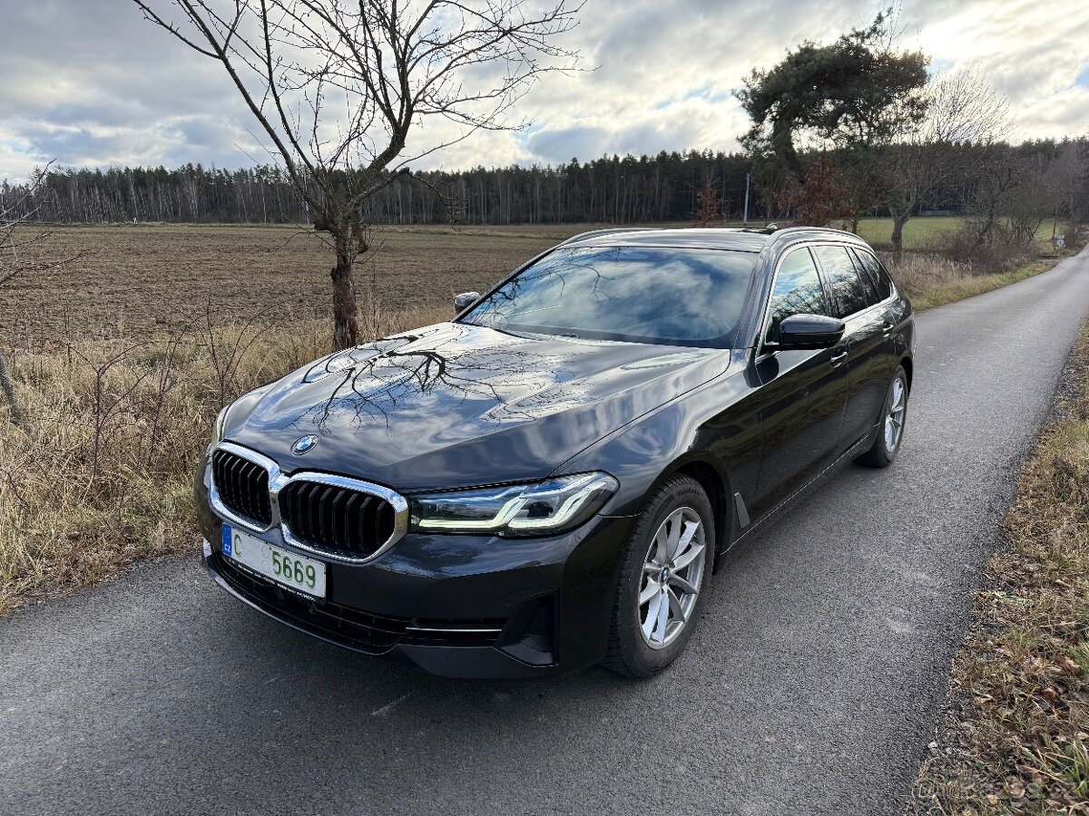 Bmw 5(G31) LCI 520d xDrive 140kW SPORTPAKET/LASER/H-UP/DPH/
