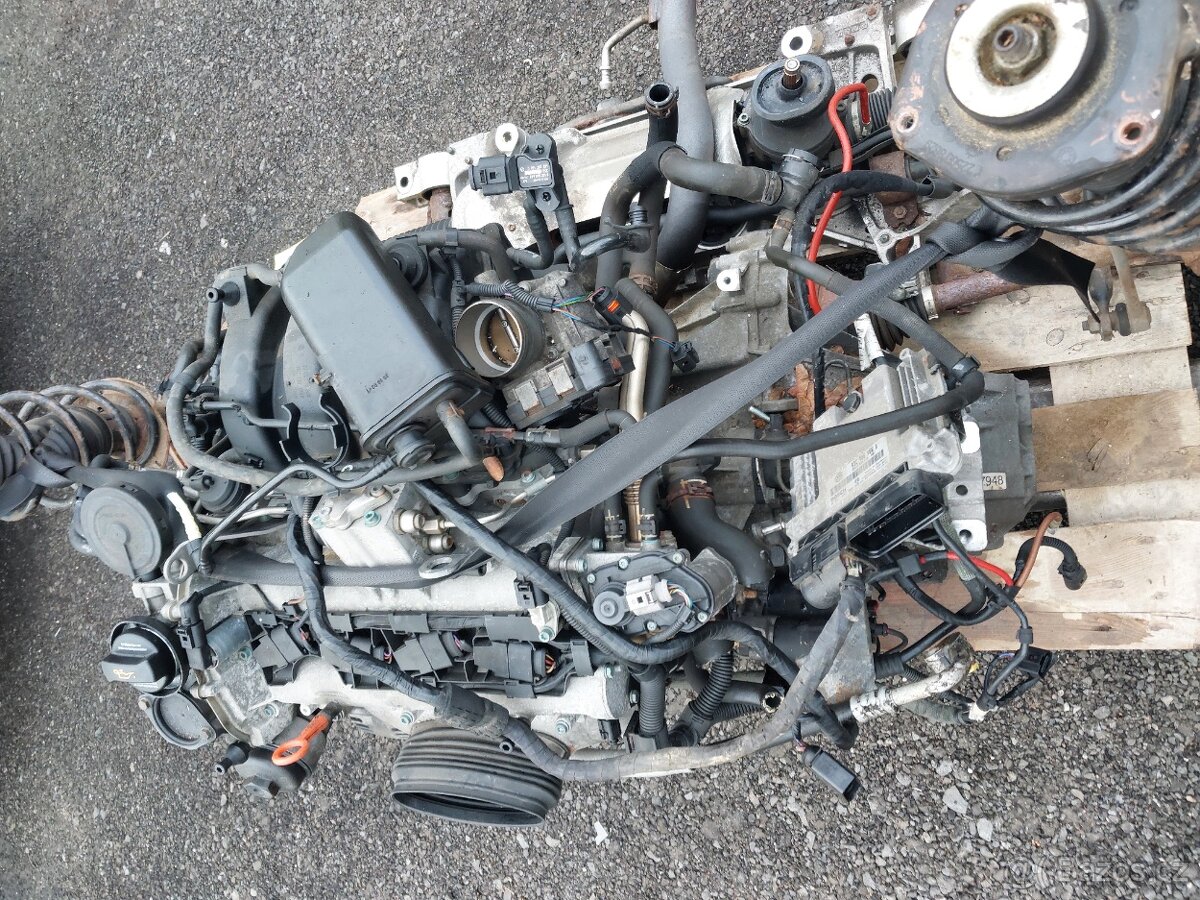 Motor 1.6 FSi BAG 85kw najeto 178000km