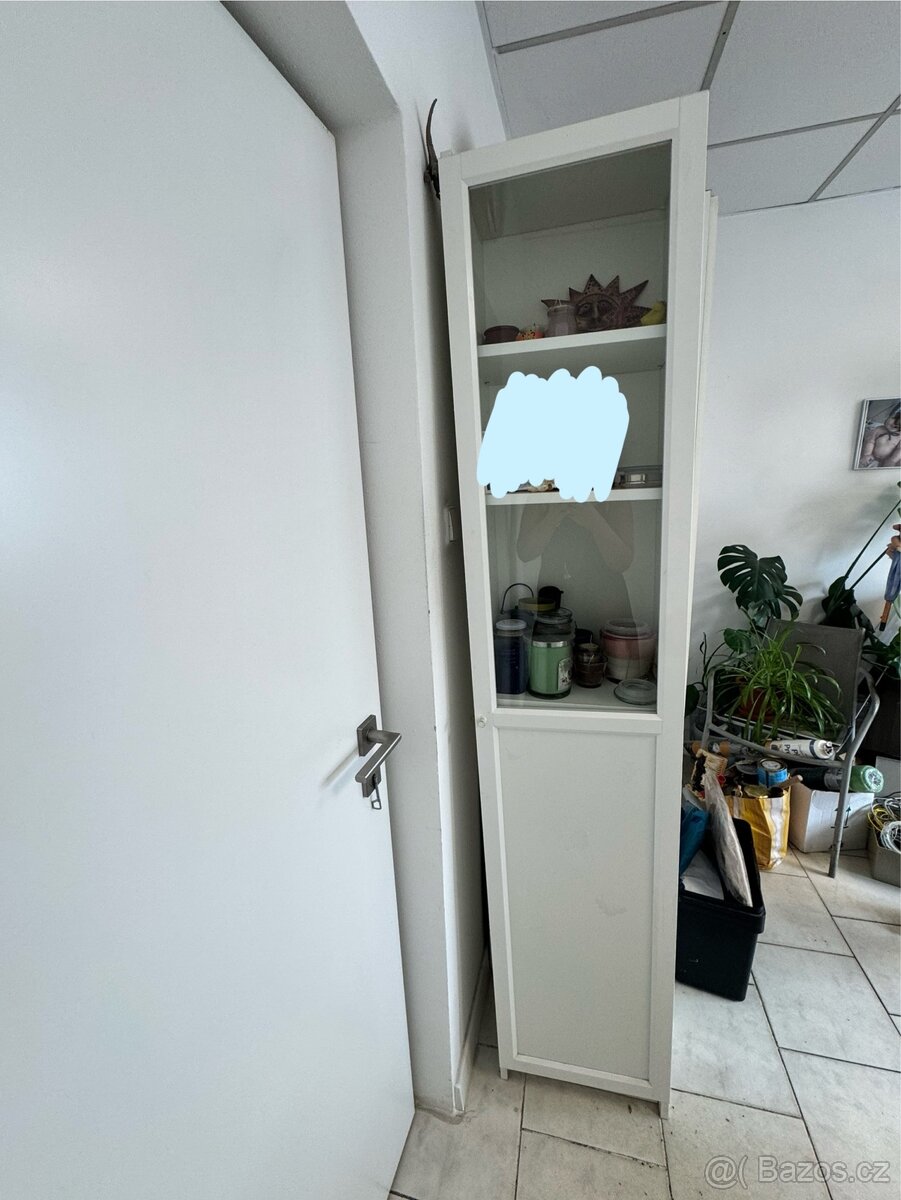 Ikea skrinka