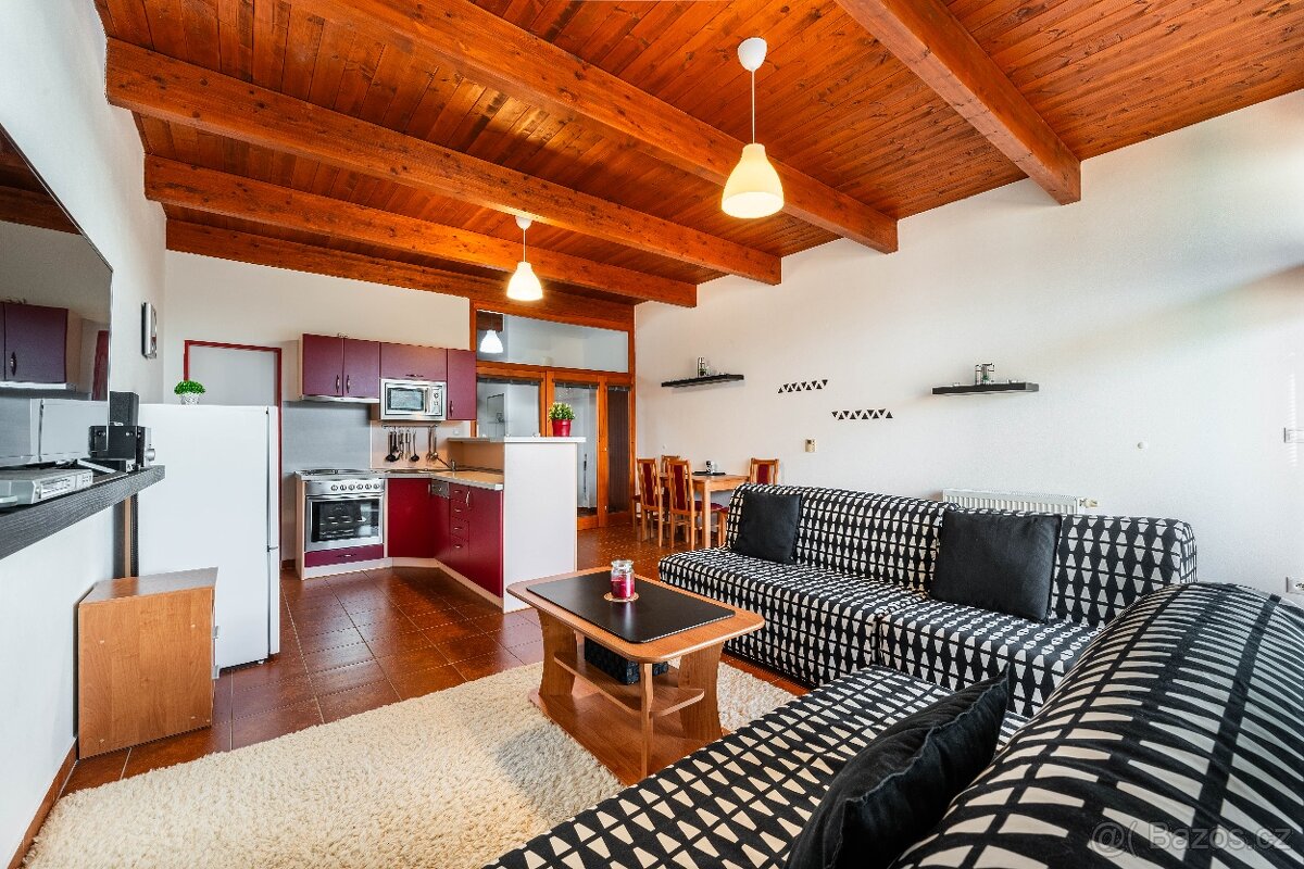 LIPNO NAD VLTAVOU / APARTMÁN 2+kk 70m2