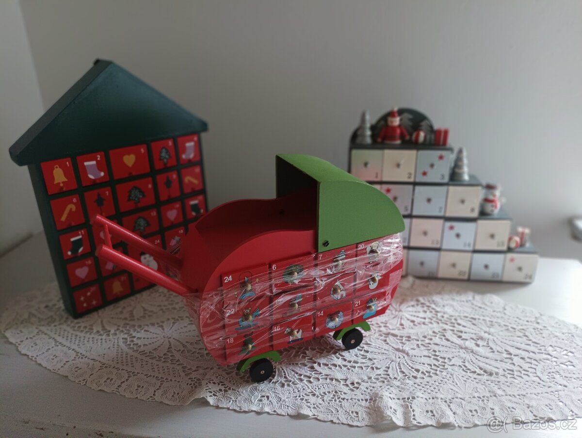 Dřevěné adventní kalendáře