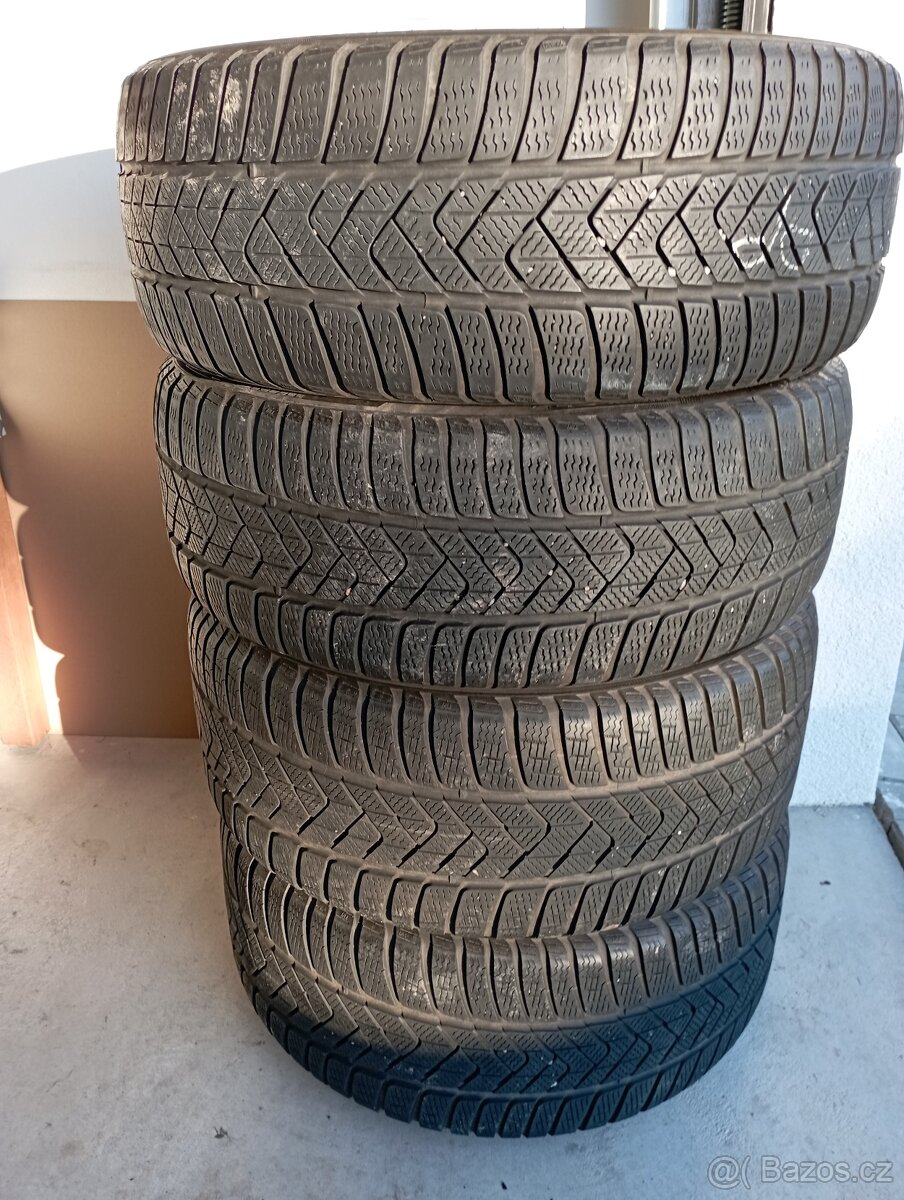 Zimní sada pneu 255/40/18 a 225/45/18