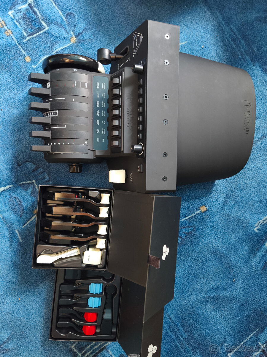 Honecomb bravo throttle quadrant + Thrustmaster sidestick