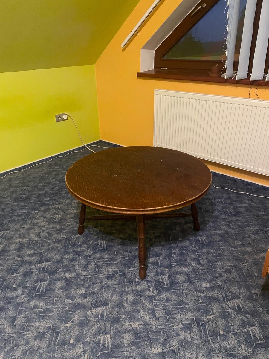 Stůl, noční stolek