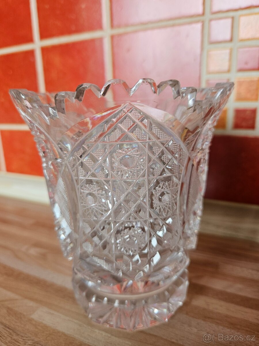 broušená váza Bohemia Crystal - nízká