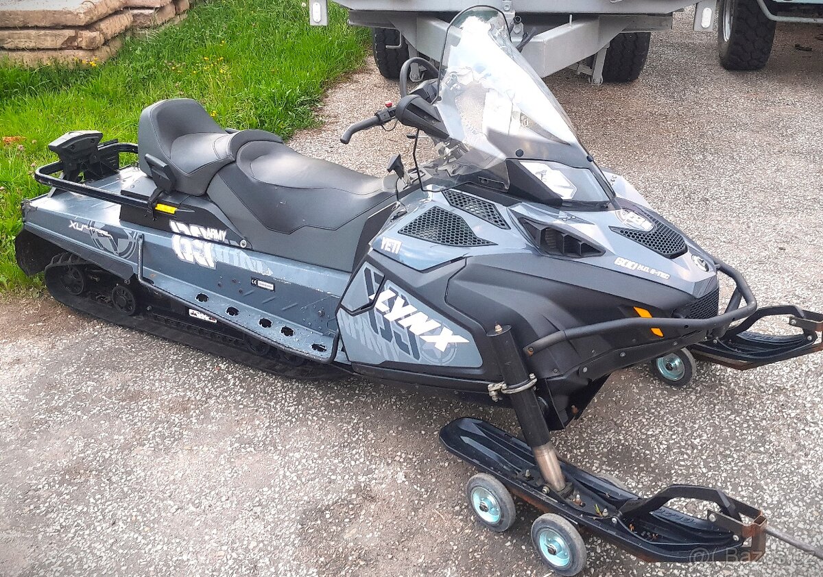 Lynx 69 Yeti Army 600 E-tec