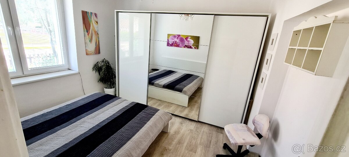 PRONÁJEM BYTU 3+1 v RD v HRADCI KRÁLOVÉ VĚKOŠE