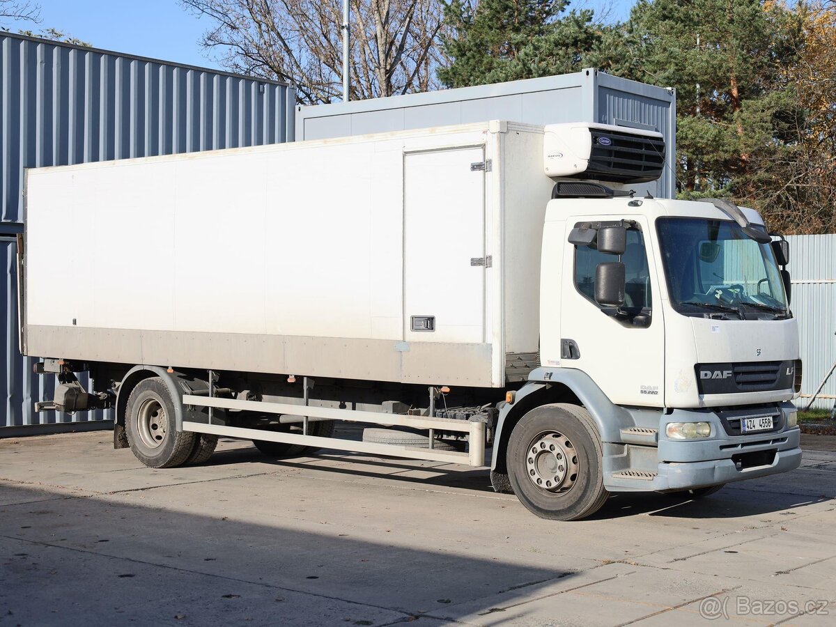 DAF LF 55.220, 18 TUN, 14 PALET, HYDRAULICKÉ ČELO, CARIERR X