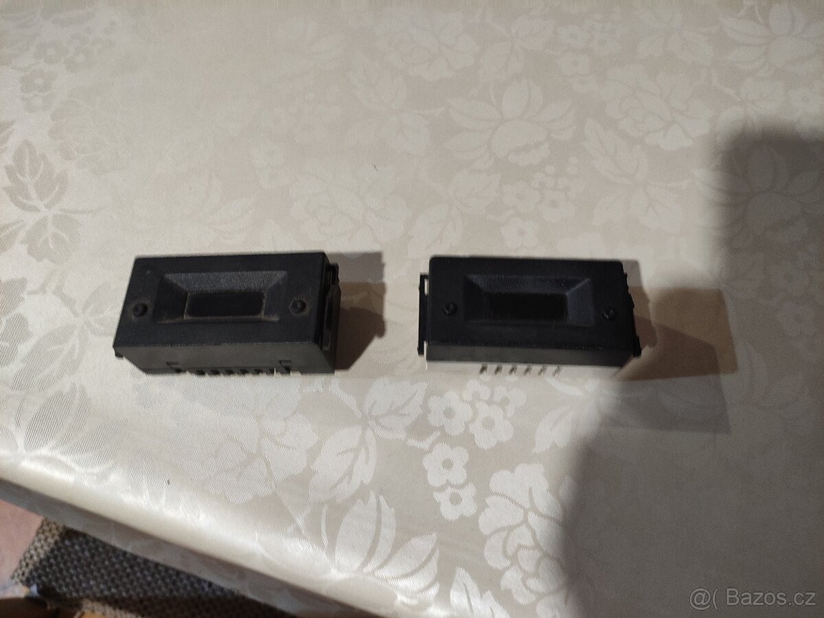 Peugeot 205 hodiny do palubky