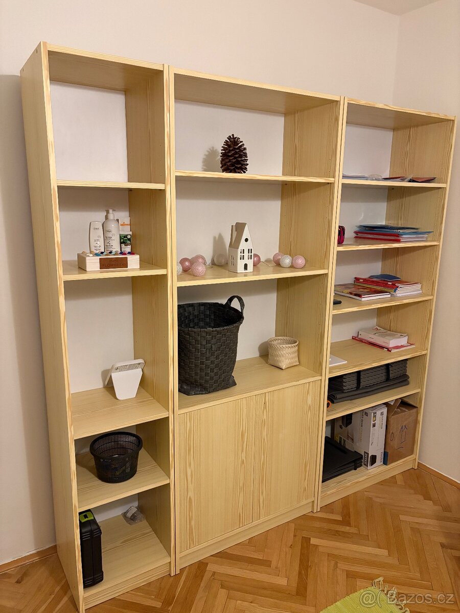 Prodám soupravu starého nábytku