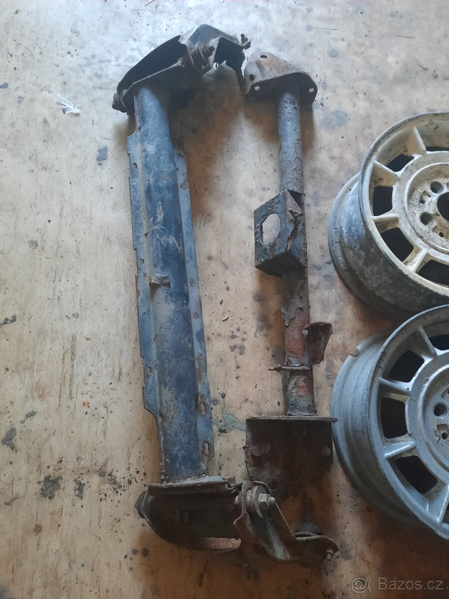 Simca Matra Bagheera díly