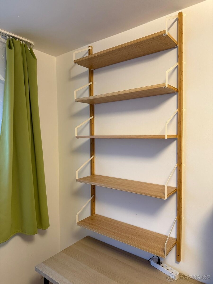IKEA nástěnné police