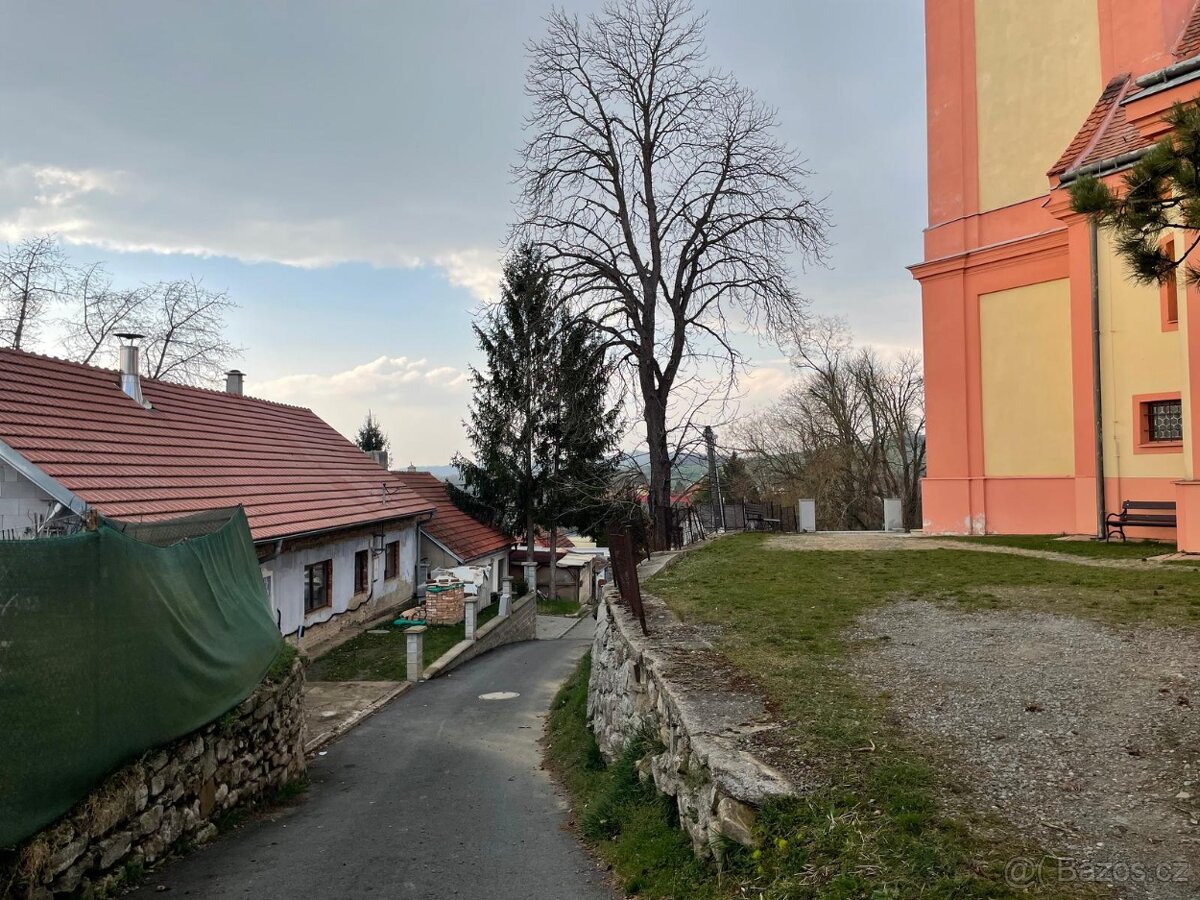 RD 3+1 Křižanovice, CP 269 m2, zahrádka