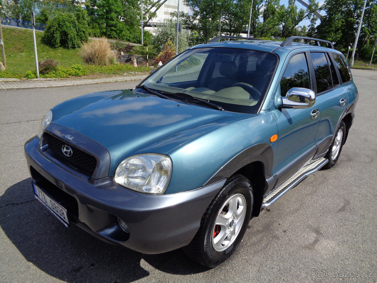 HYUNDAI SANTA FE 2.4i 4 X 4 ,KOUPENO ČR,SERVISKA