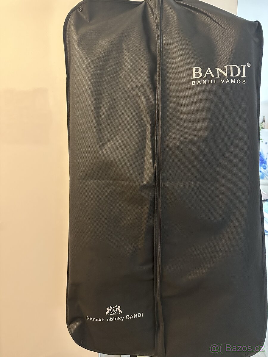 Prodám oblek Bandi vel.52/194