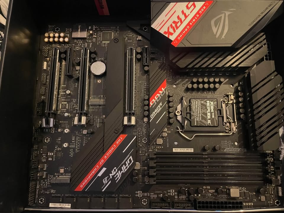 ASUS ROG STRIX Z490-H GAMING