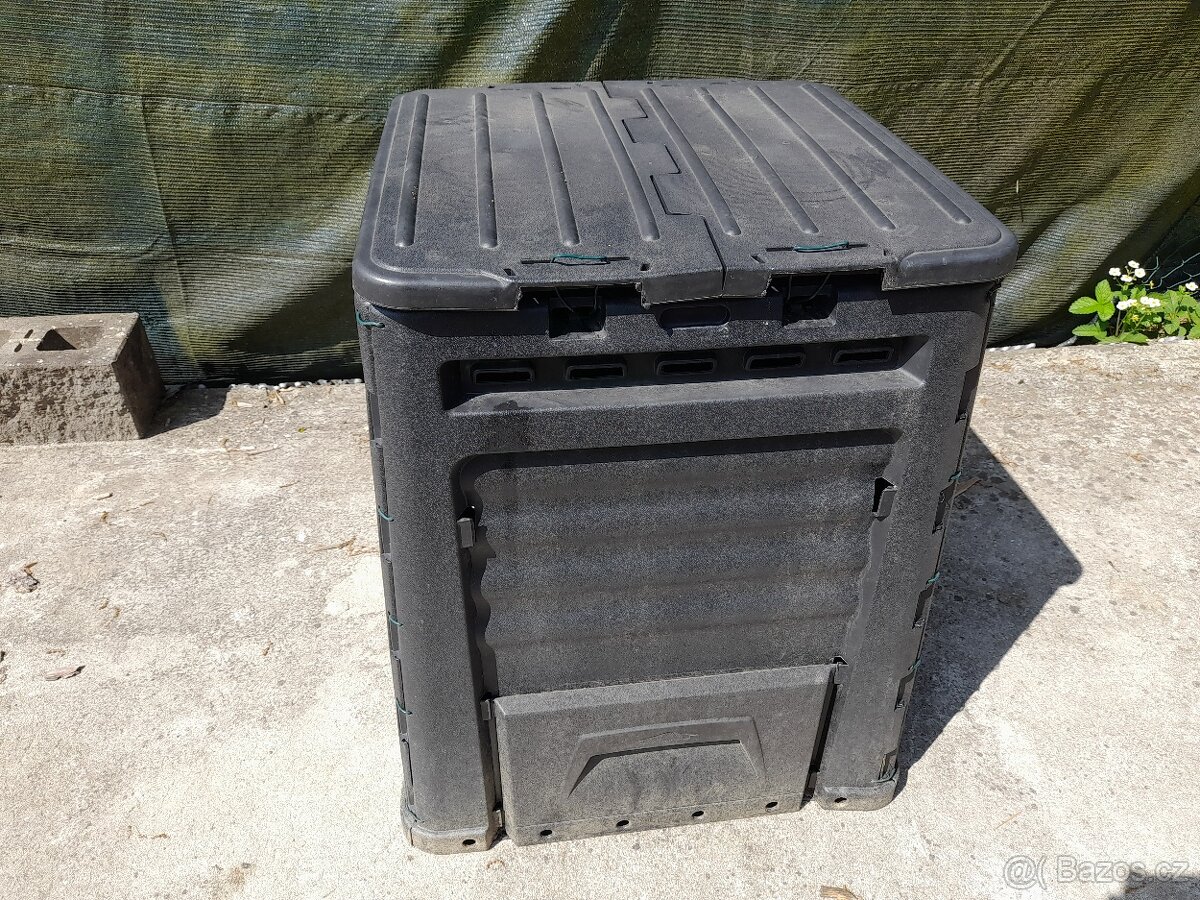 VLASTNÍ ODVOZ _kompostér - ca. 300 l, rozměr 73 x 63 x 63 cm