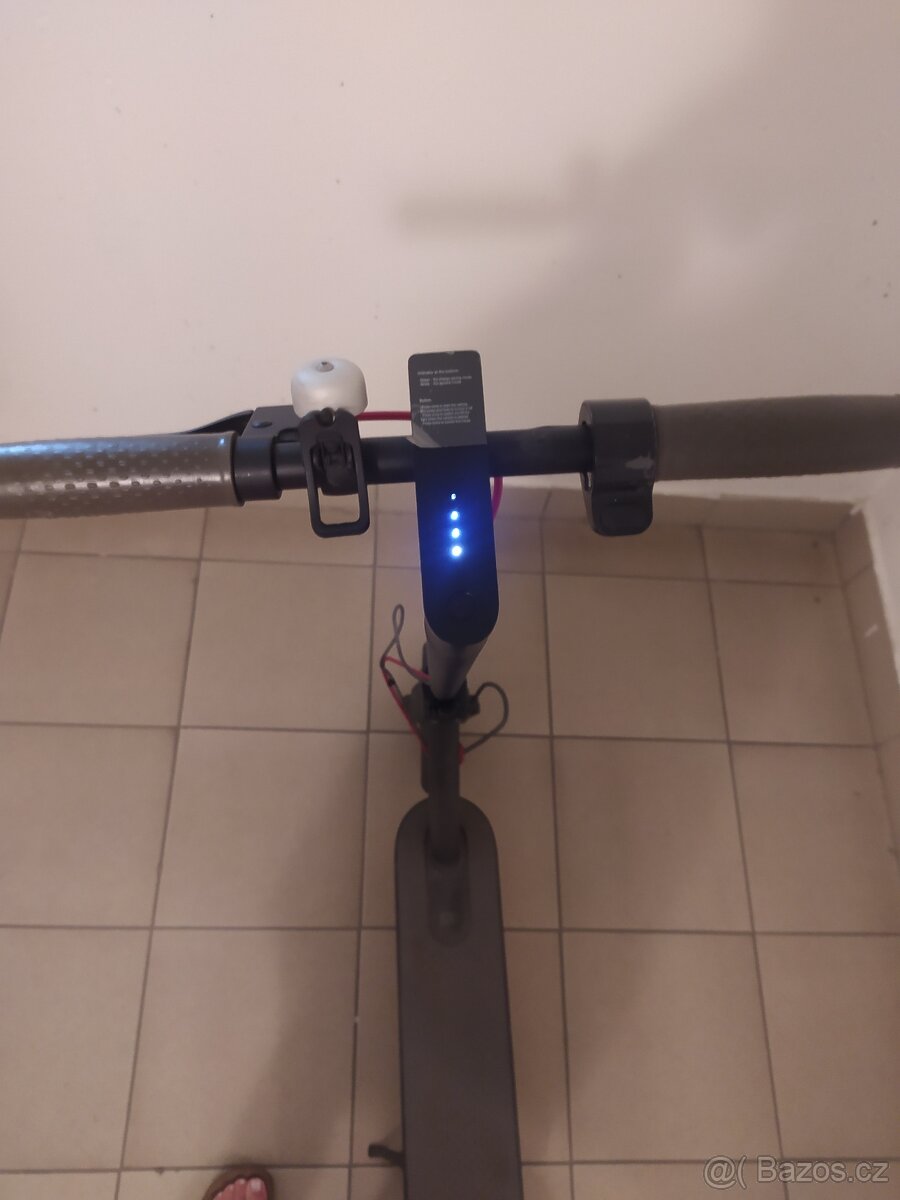 Elektrická koloběžka M 365