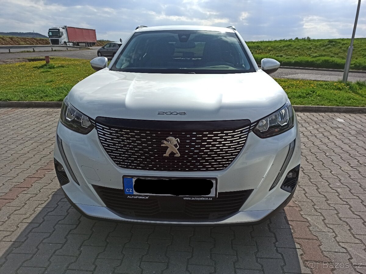 Prodám Peugeot 2008, 1.2 PureTech, ČR, r.v. 2020, 67600 km
