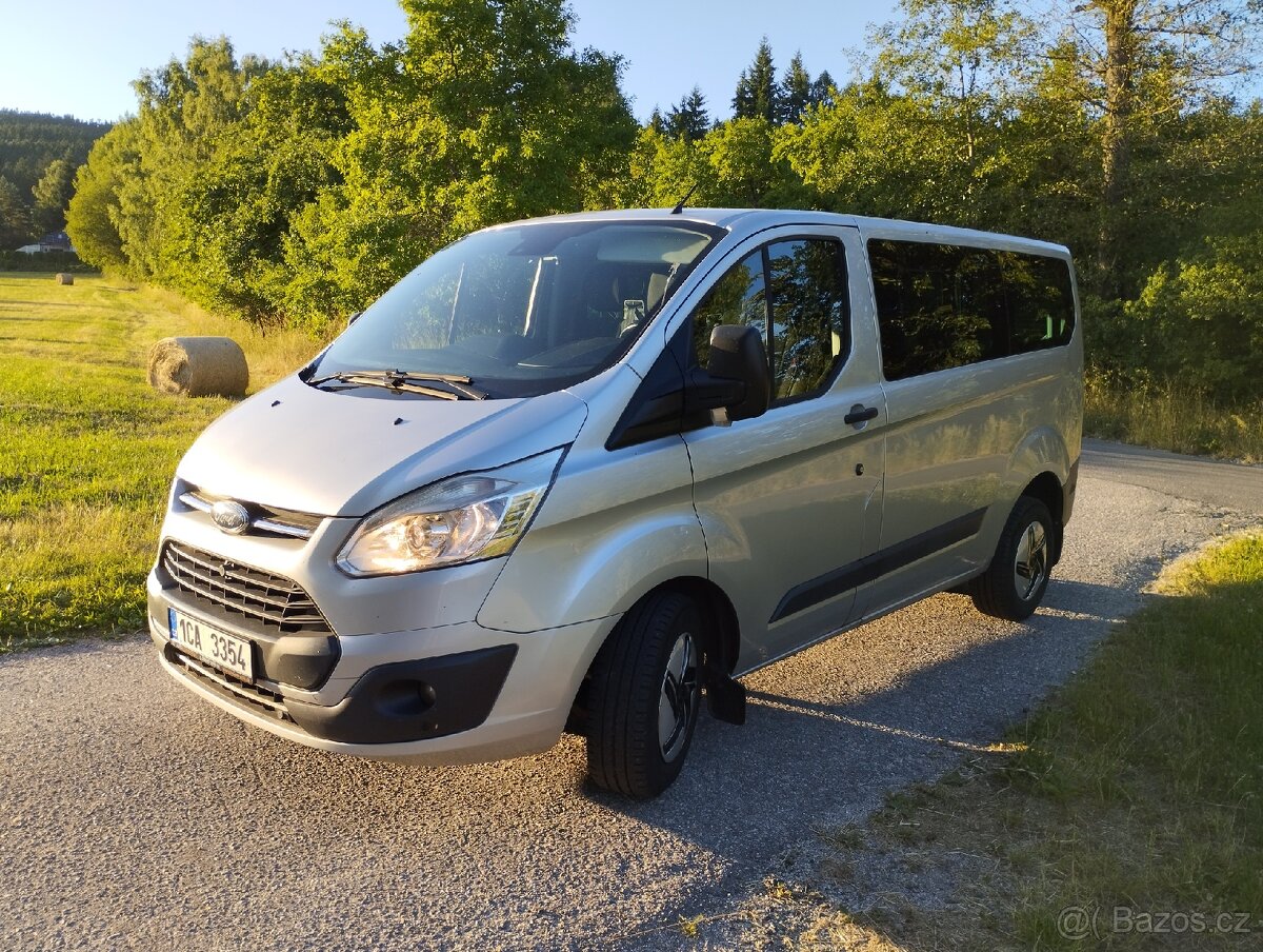 Ford Transit Custom 2.0 96kw, 9 místný.11/2017